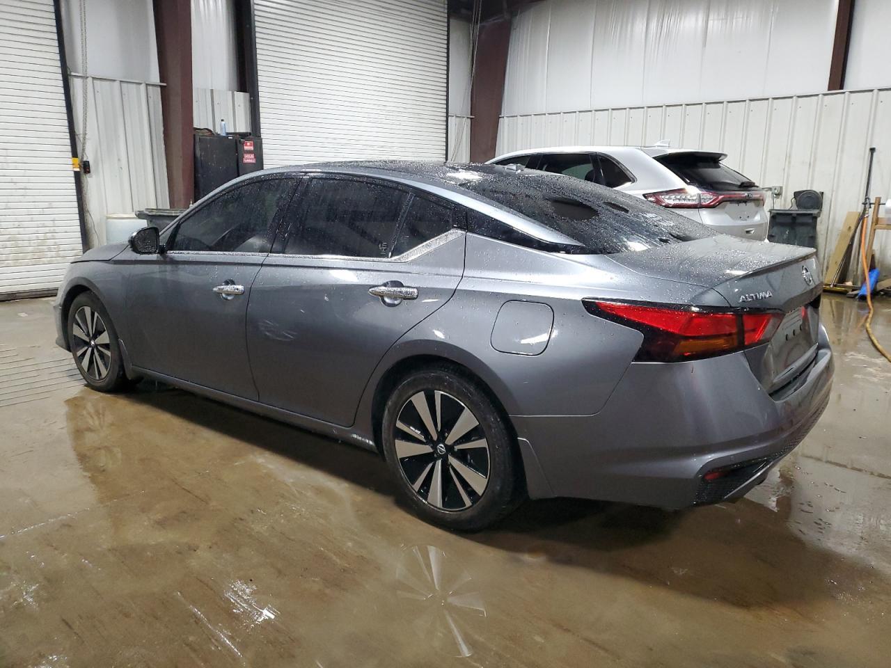 2020 NISSAN ALTIMA SV - Фото 2