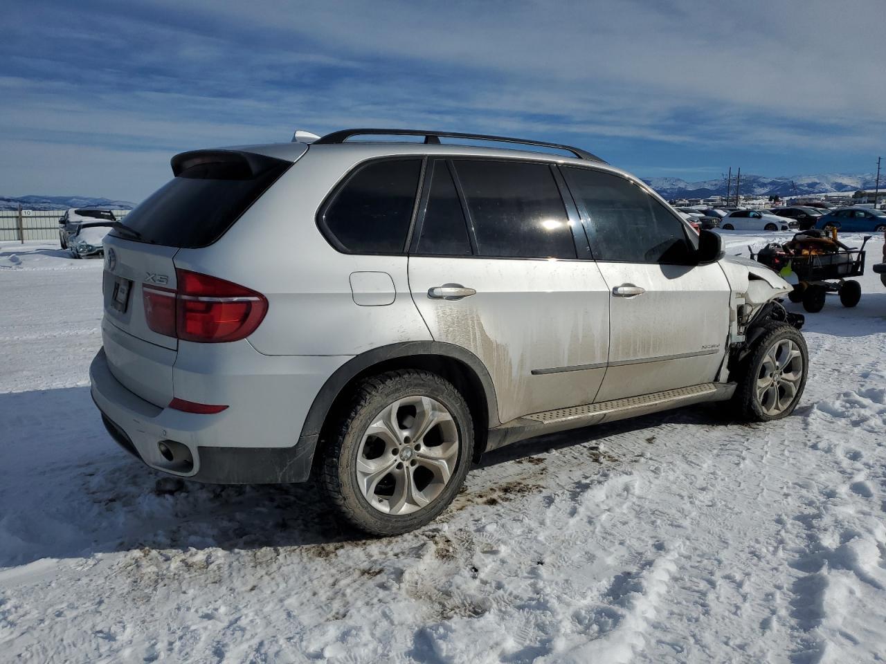 2013 BMW X5 XDRIVE3 - Image 3