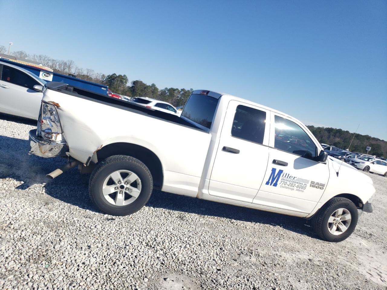 2017 RAM 1500 ST - Image 3
