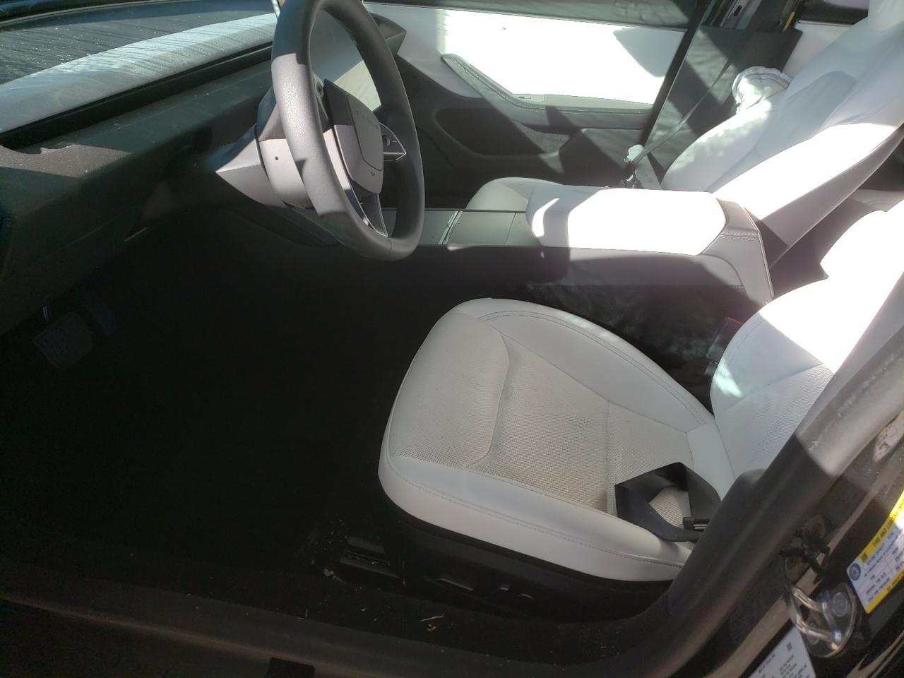 2024 TESLA MODEL 3 - Image 7
