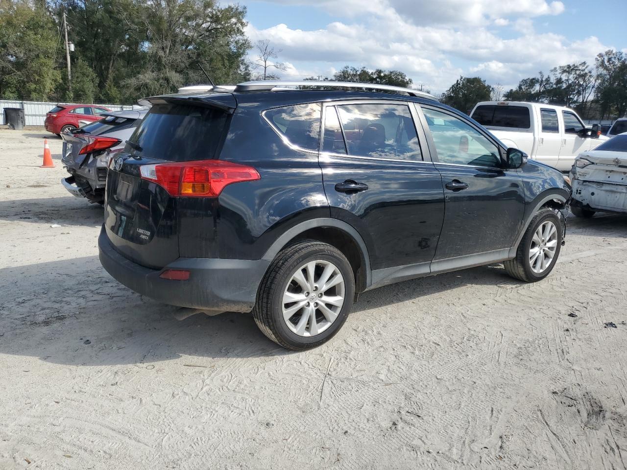 2015 TOYOTA RAV4 LIMIT - Image 3