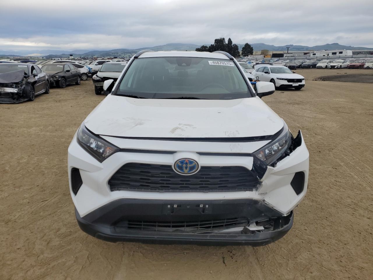 2021 TOYOTA RAV4 LE - Фото 5
