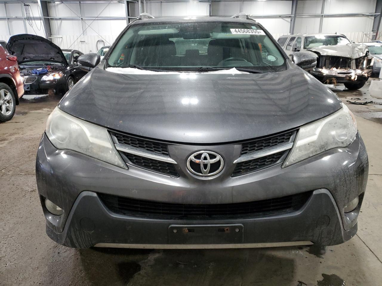 2015 TOYOTA RAV4 XLE - Image 5