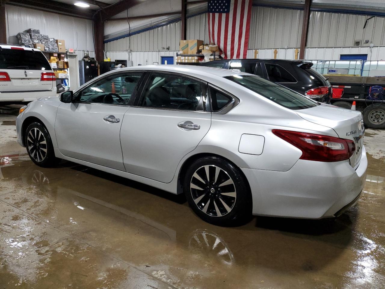 2018 NISSAN ALTIMA 2.5 - Фото 2