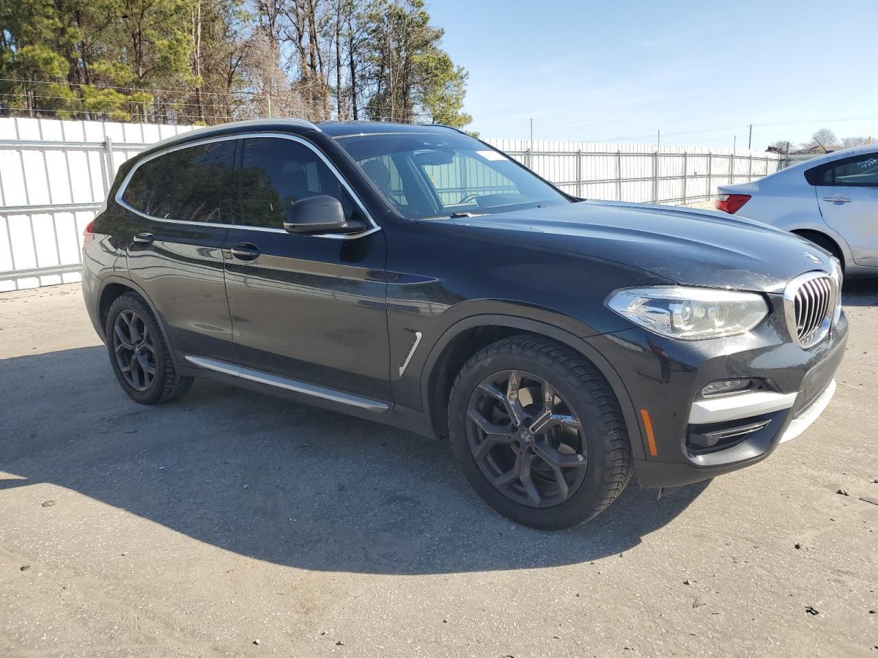 2021 BMW X3 XDRIVE3 - Фото 4
