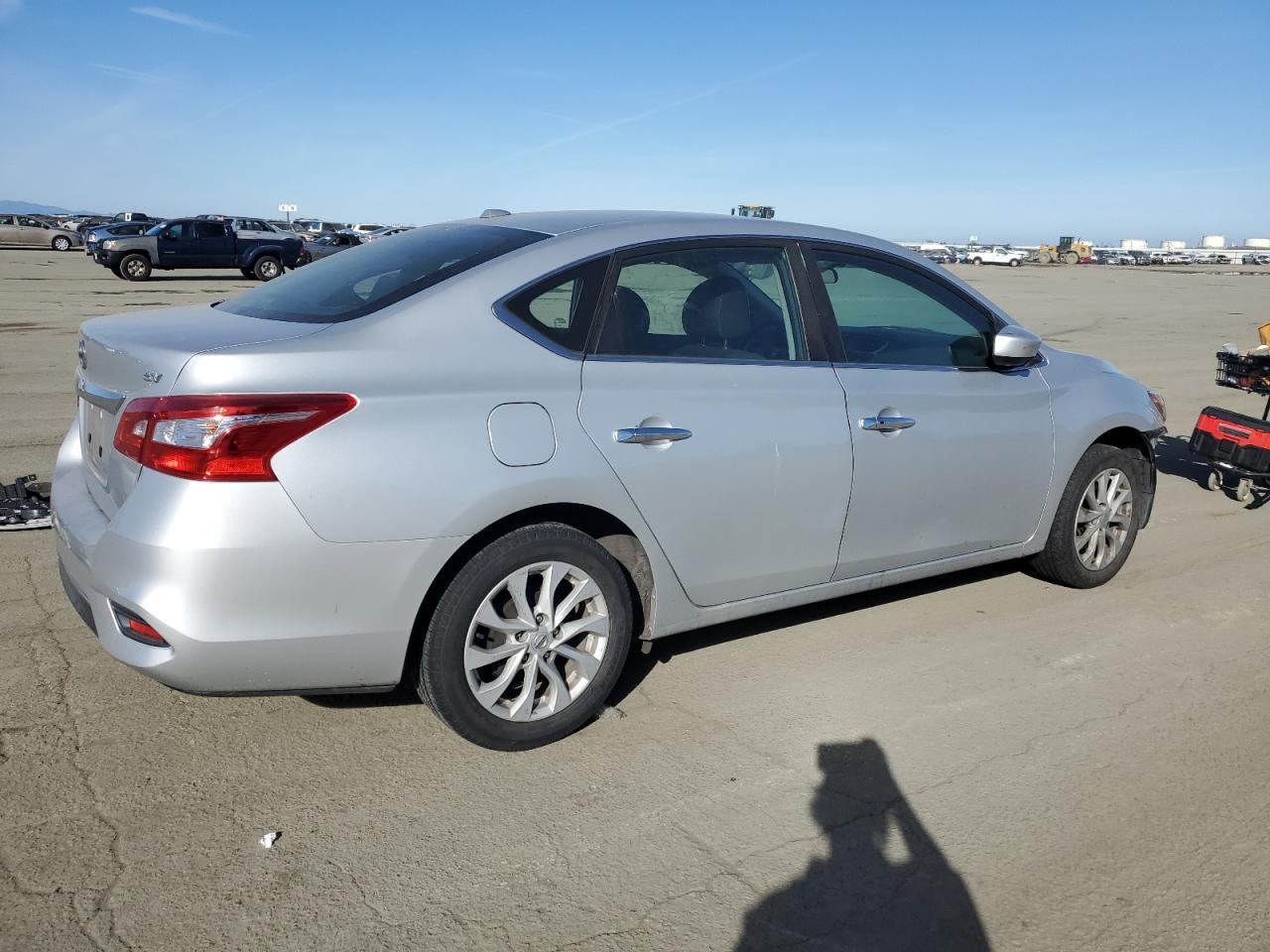 2018 NISSAN SENTRA S - Фото 3