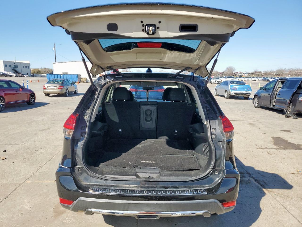 2017 NISSAN ROGUE S - Image 6