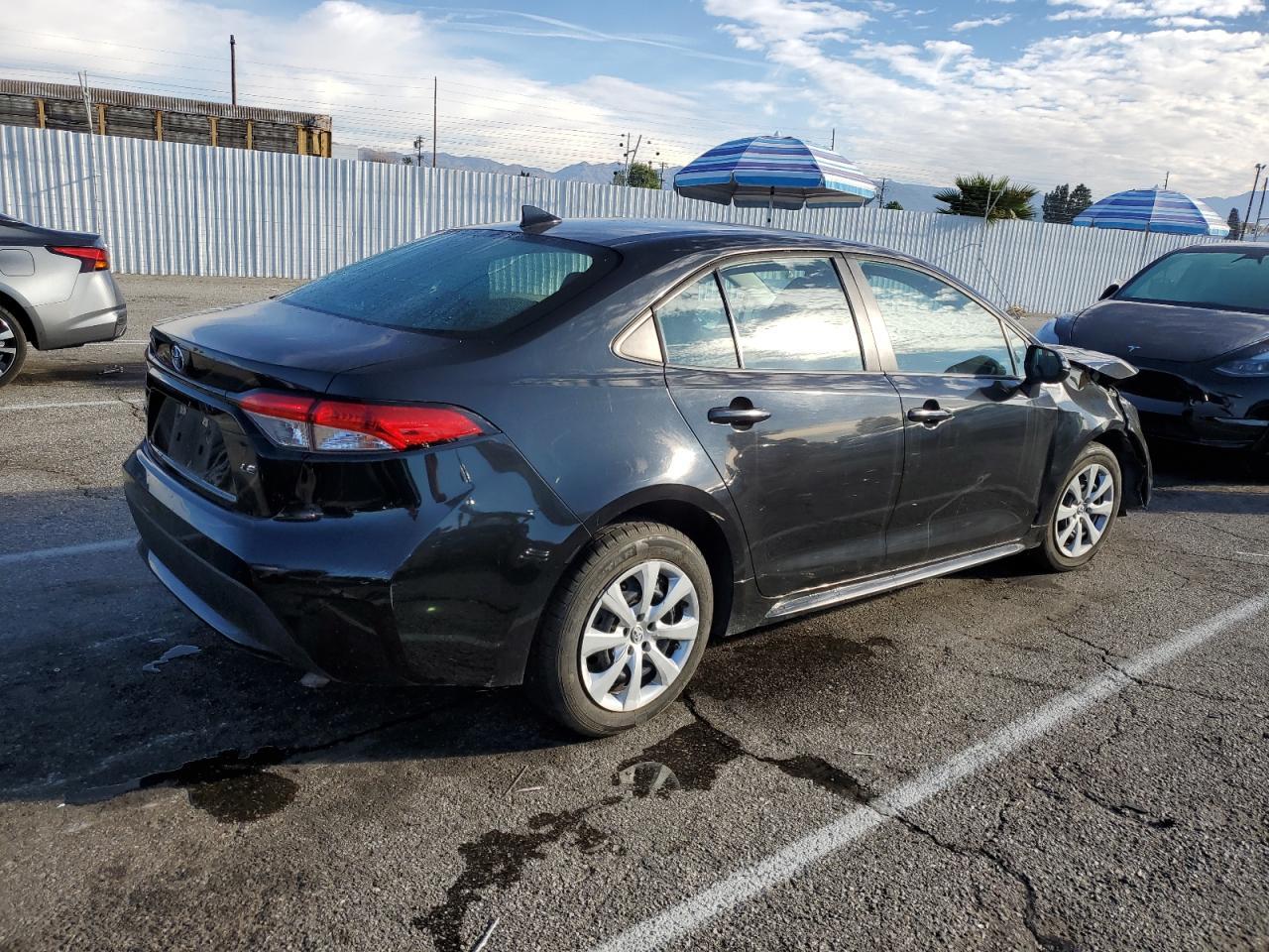 2020 TOYOTA COROLLA LE - Image 3
