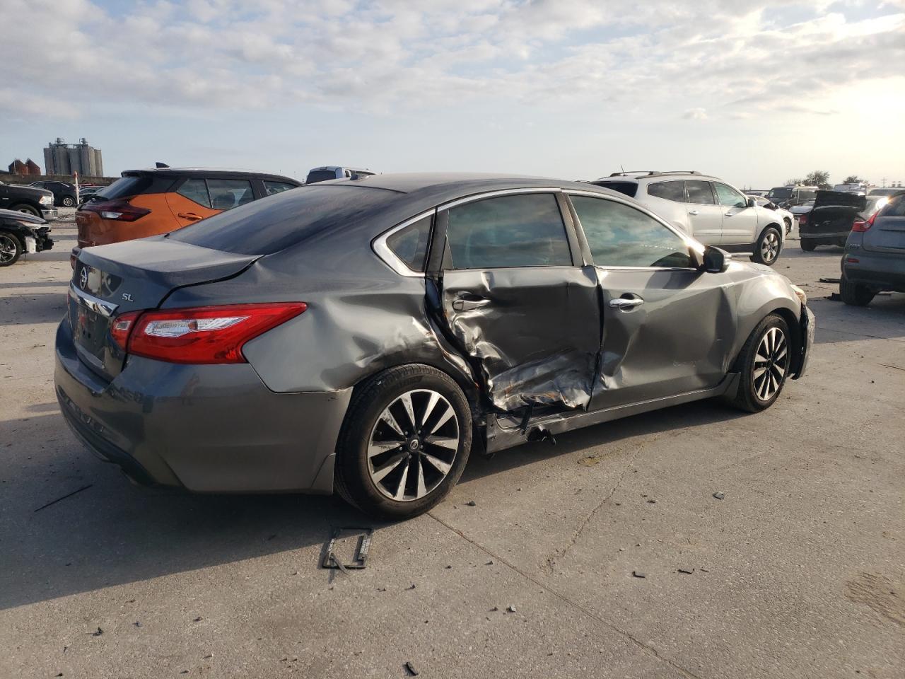 2017 NISSAN ALTIMA 2.5 - Image 3