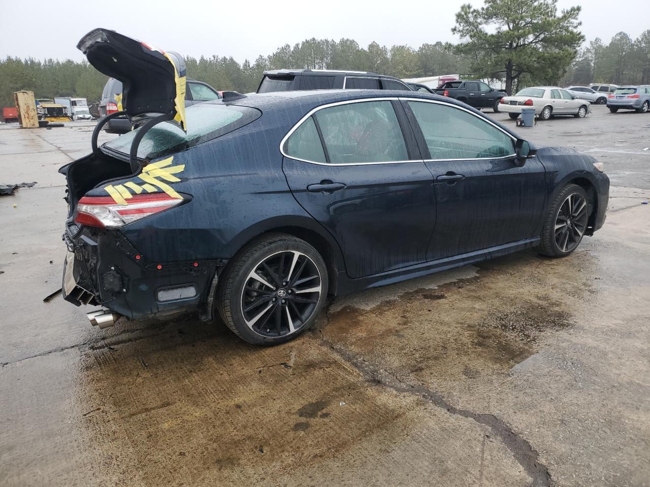 2019 TOYOTA CAMRY XSE - Image 3
