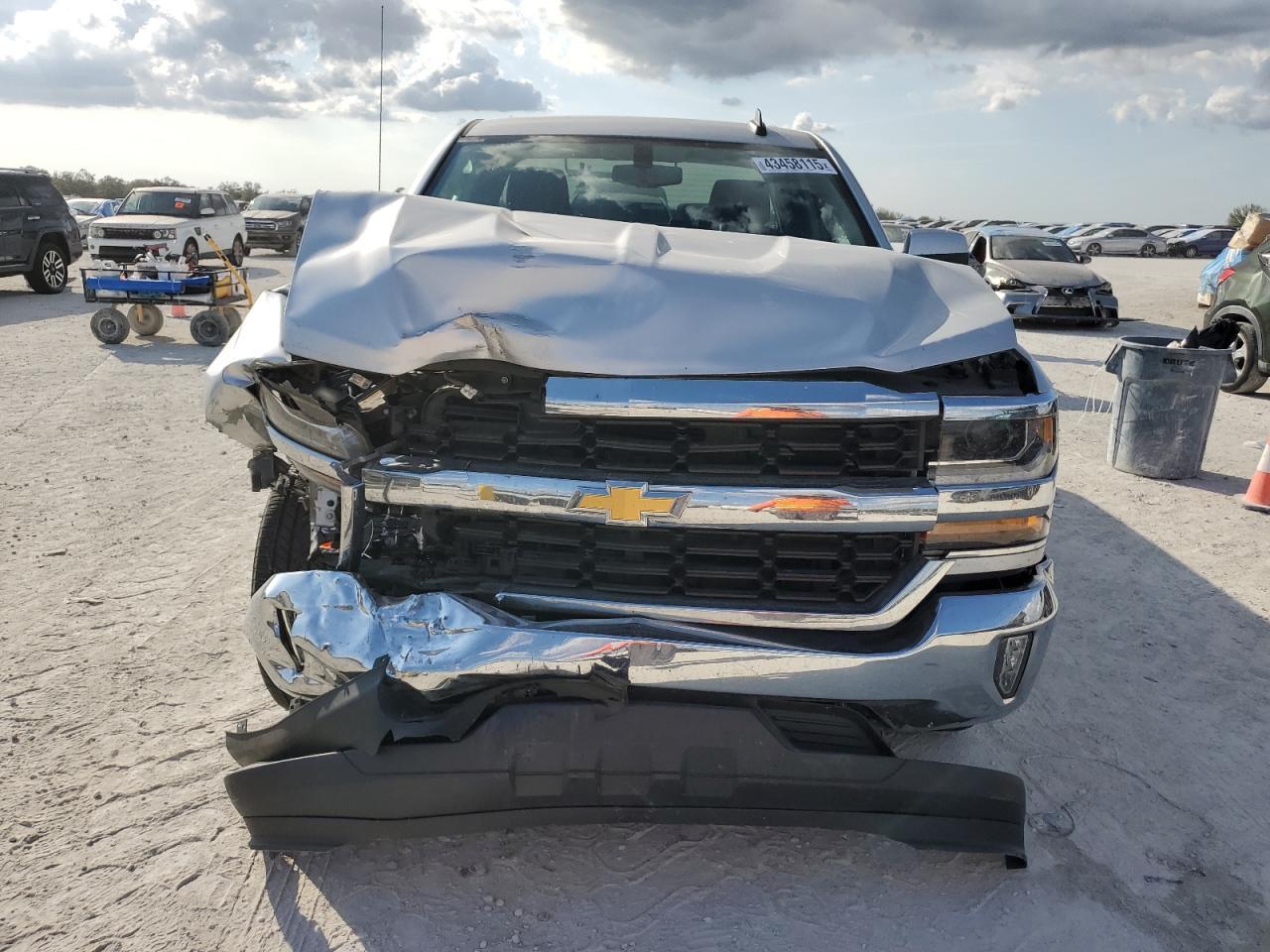 2018 CHEVROLET SILVERADO - Image 5