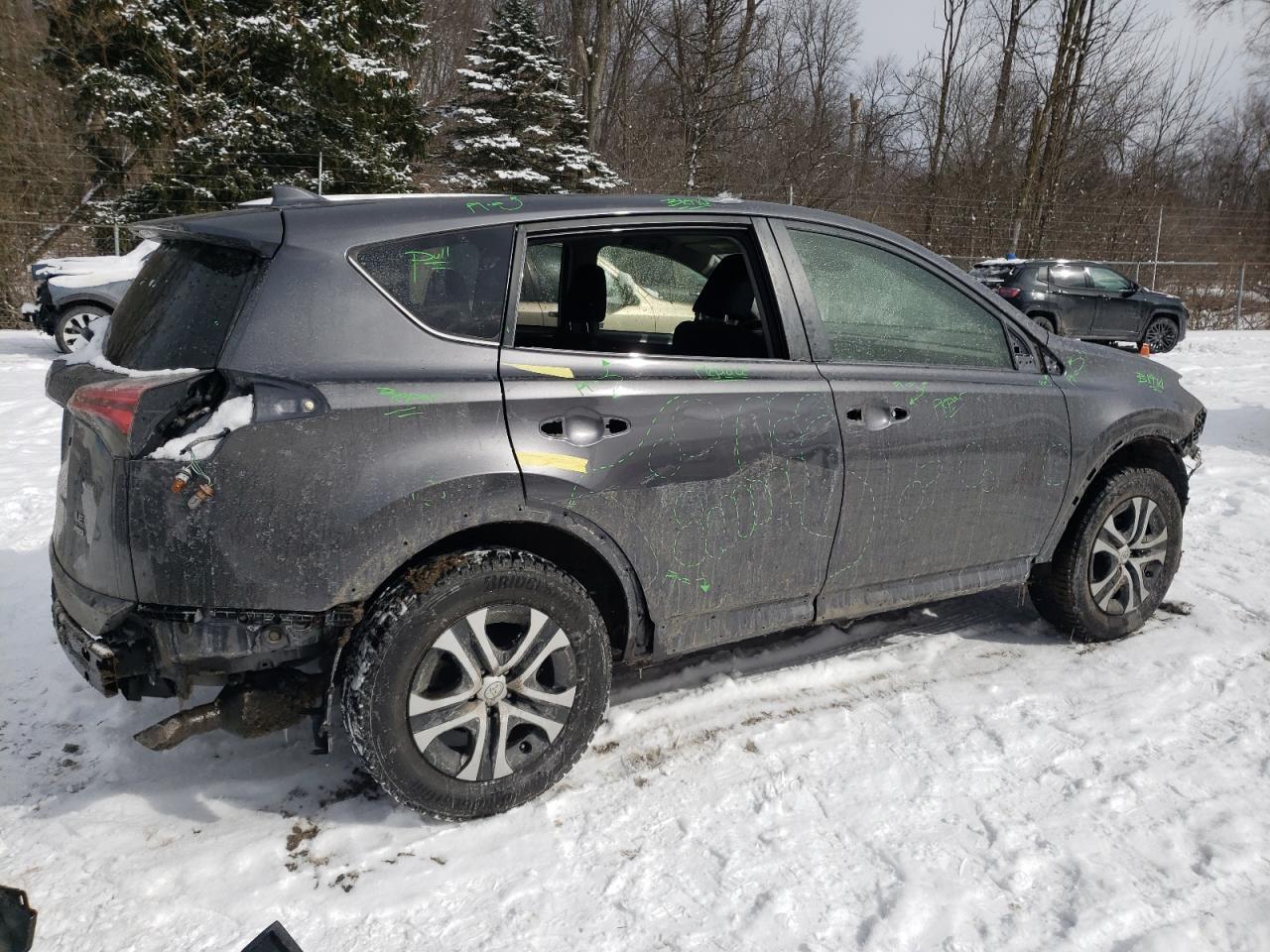 2017 TOYOTA RAV4 LE - Image 3