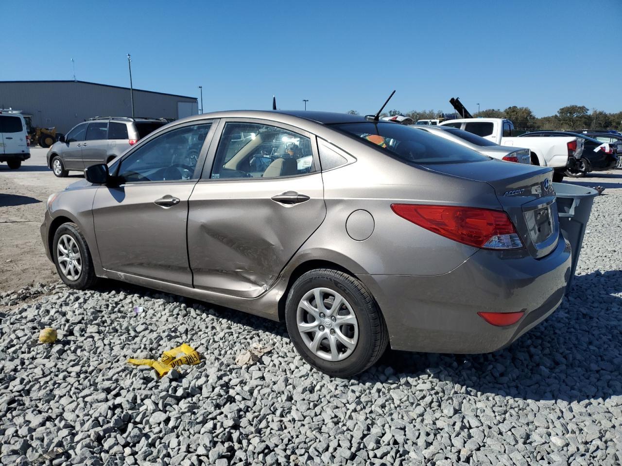 2012 HYUNDAI ACCENT GLS - Image 2