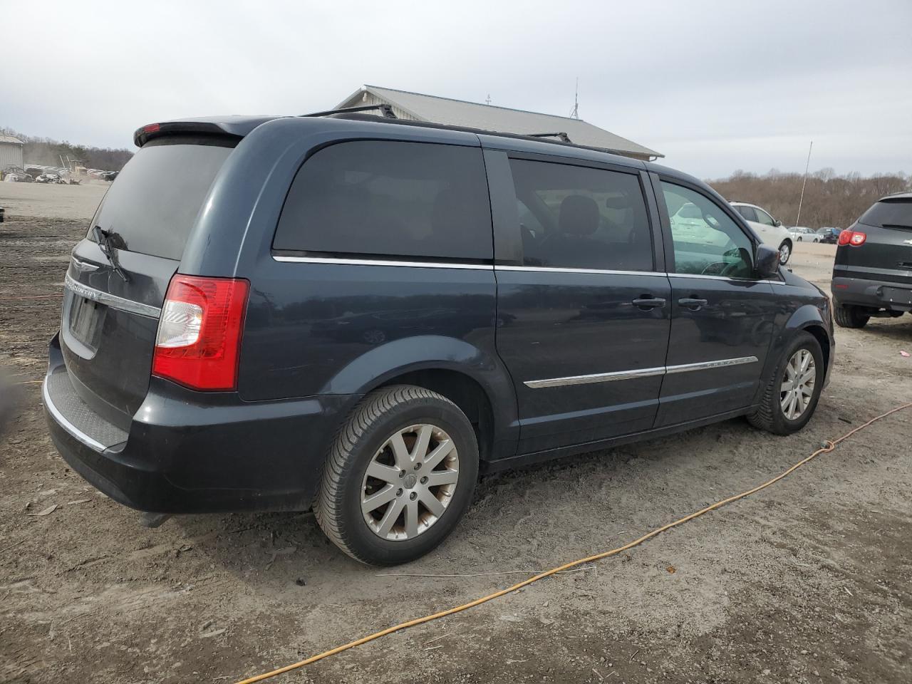 2014 CHRYSLER TOWN & COU - Фото 3