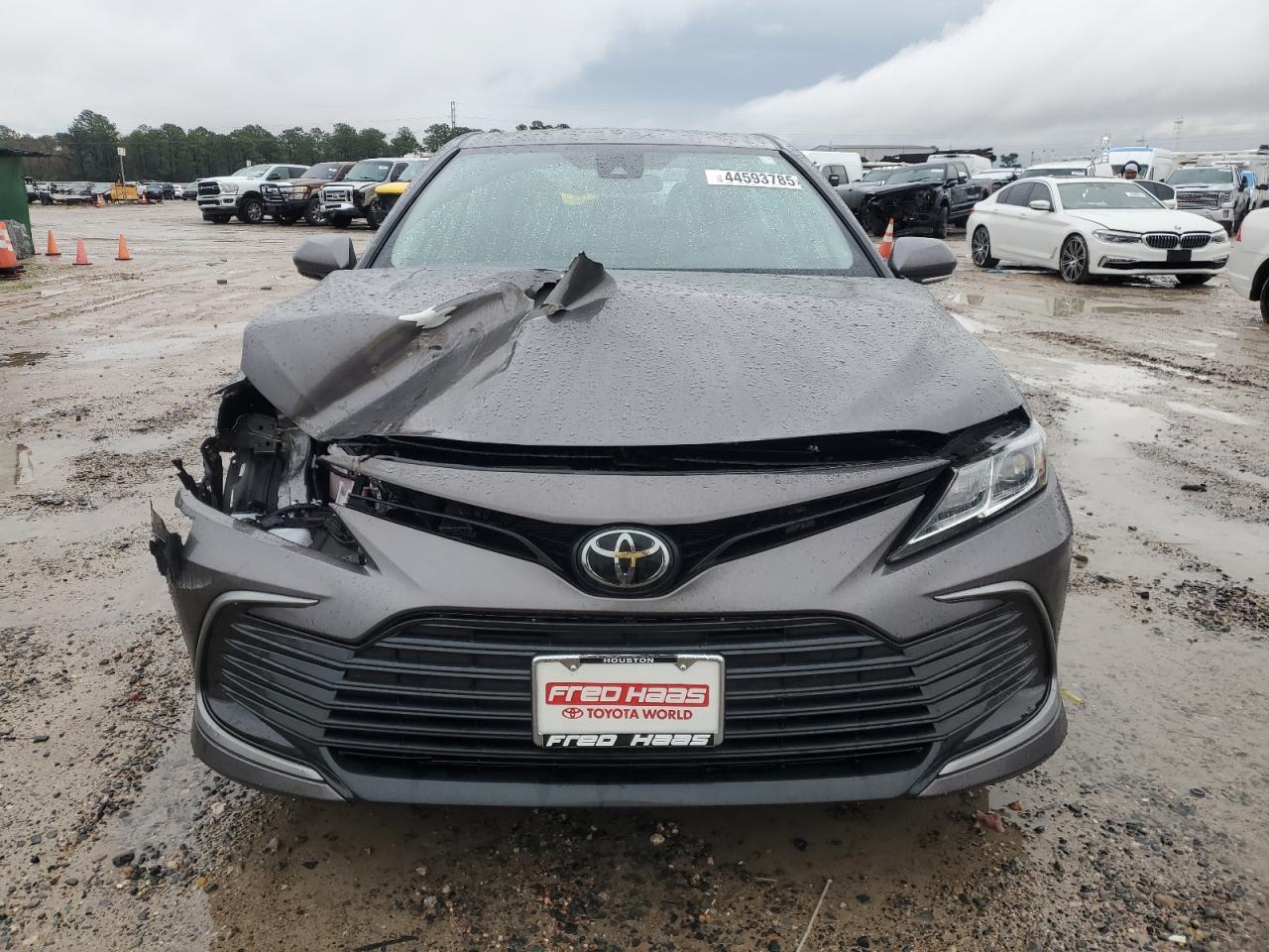 2023 TOYOTA CAMRY LE - Фото 5