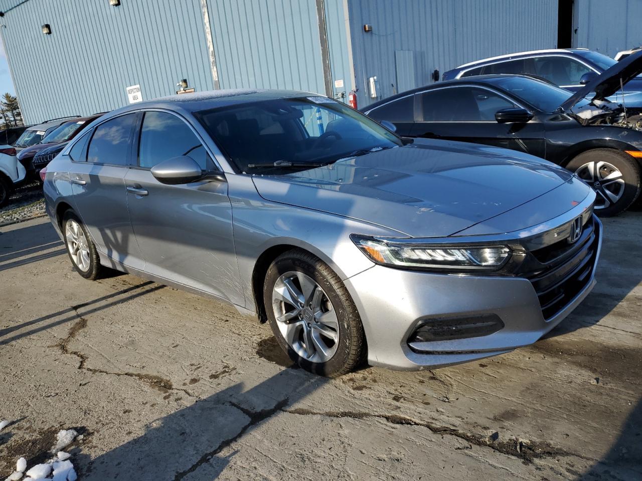 2018 HONDA ACCORD LX - Фото 4