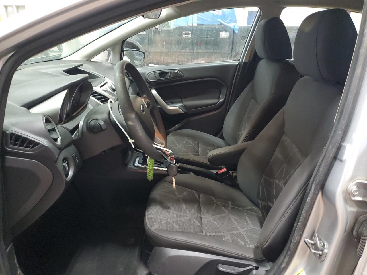 2013 FORD FIESTA SE - Image 7