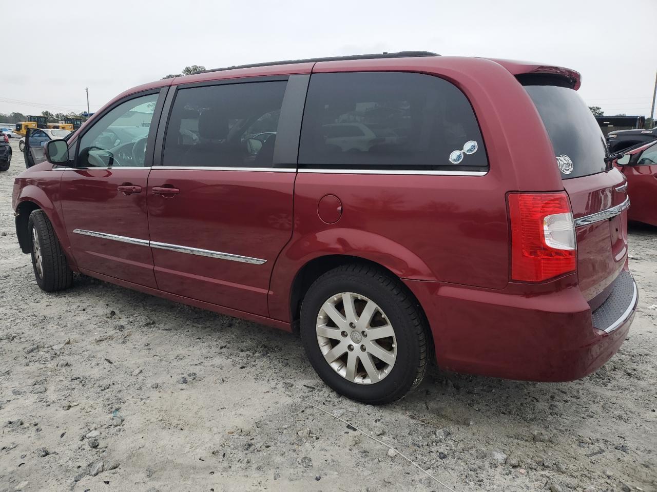 2014 CHRYSLER TOWN & COU - Image 2