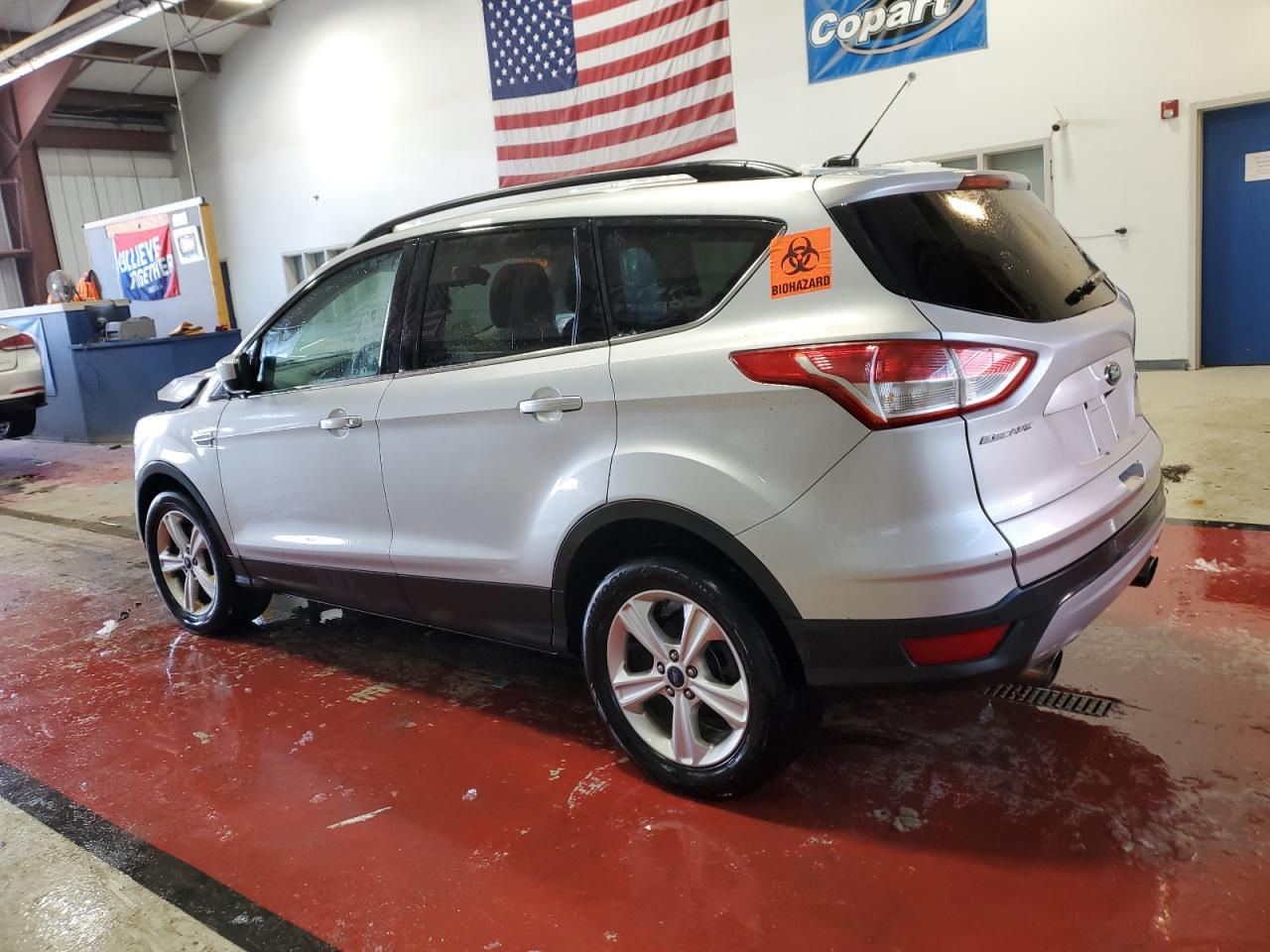 2015 FORD ESCAPE SE - Image 2
