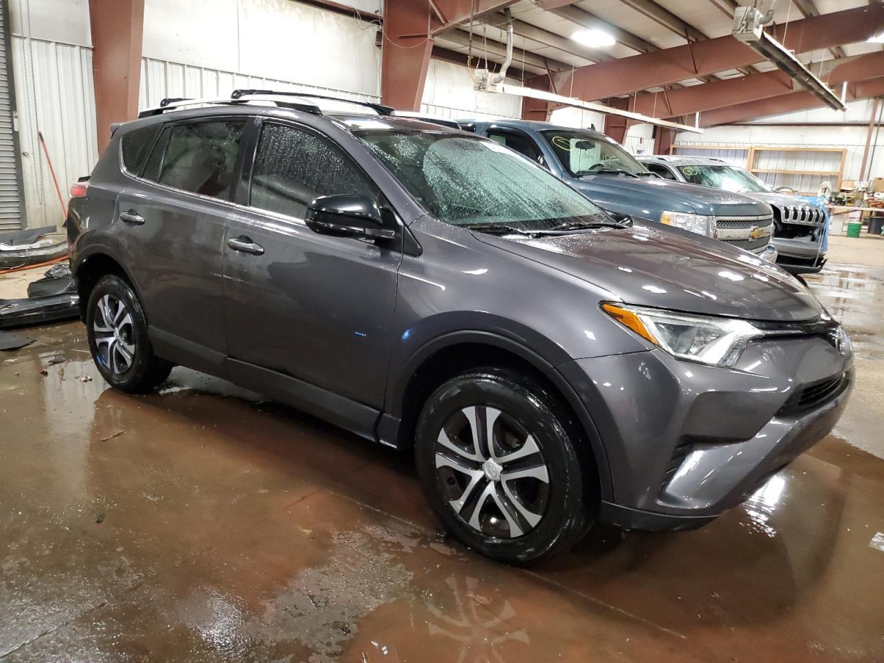 2016 TOYOTA RAV4 LE - Фото 4