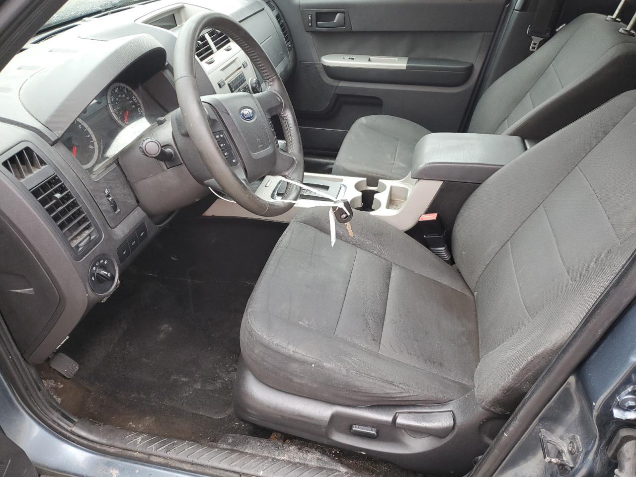 2010 FORD ESCAPE XLT - Image 7