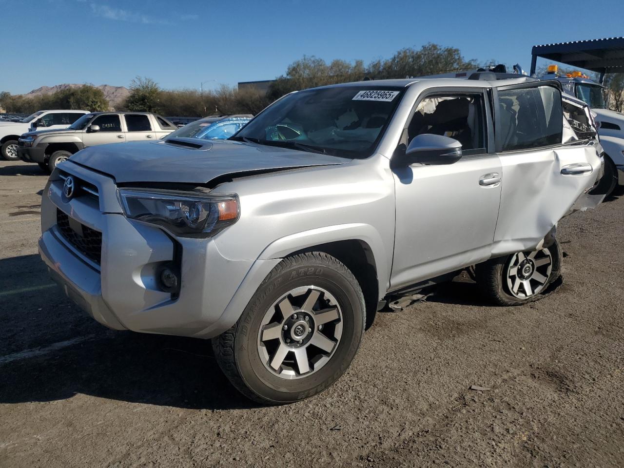 2022 TOYOTA 4RUNNER SR