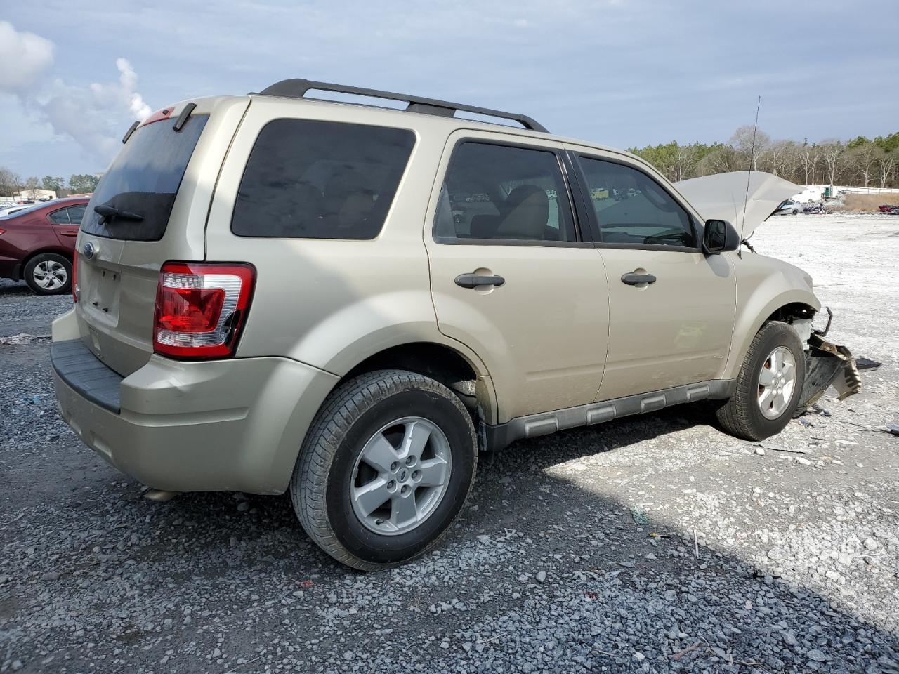 2010 FORD ESCAPE XLT - Фото 3