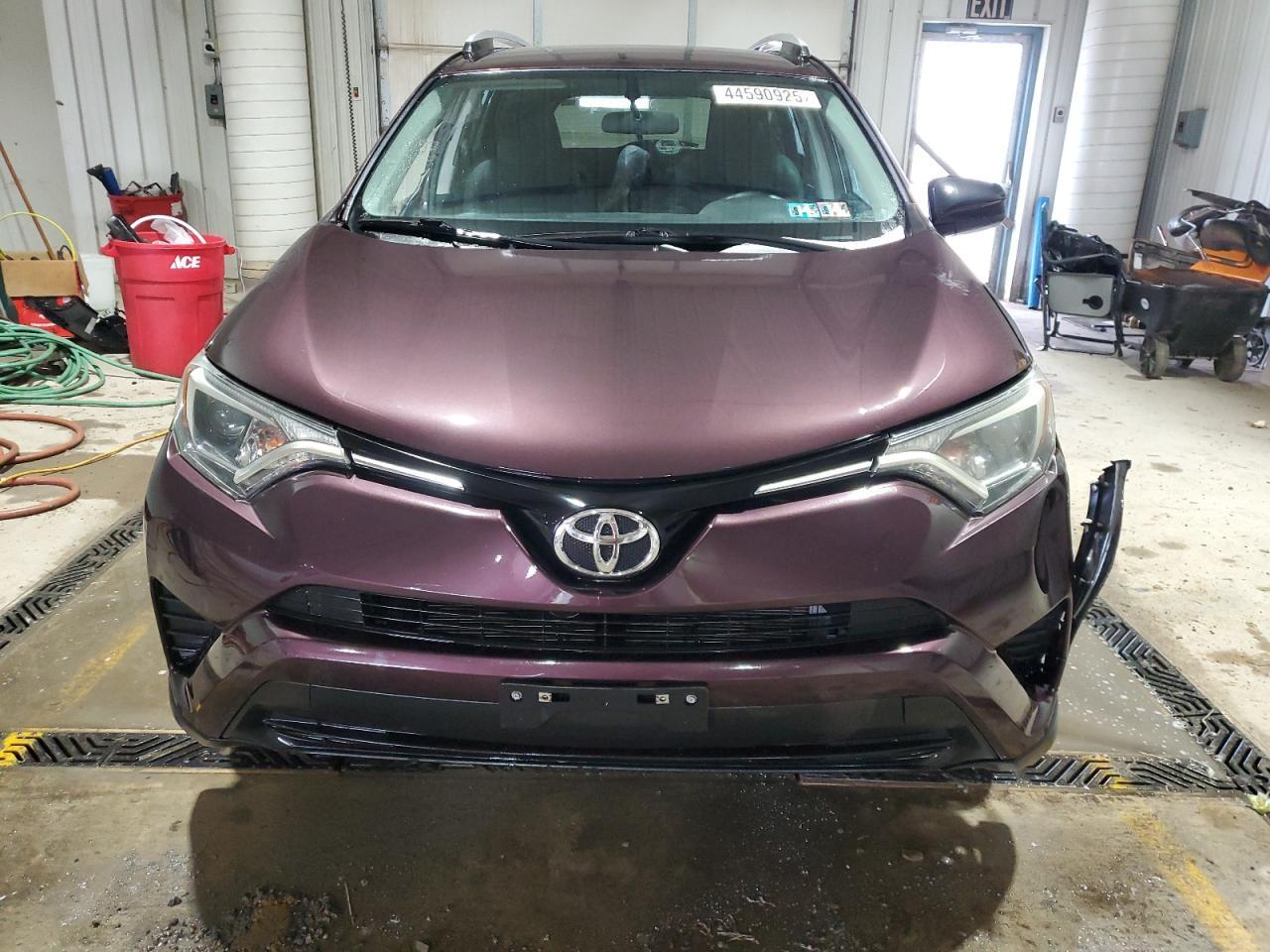 2016 TOYOTA RAV4 LE - Фото 5