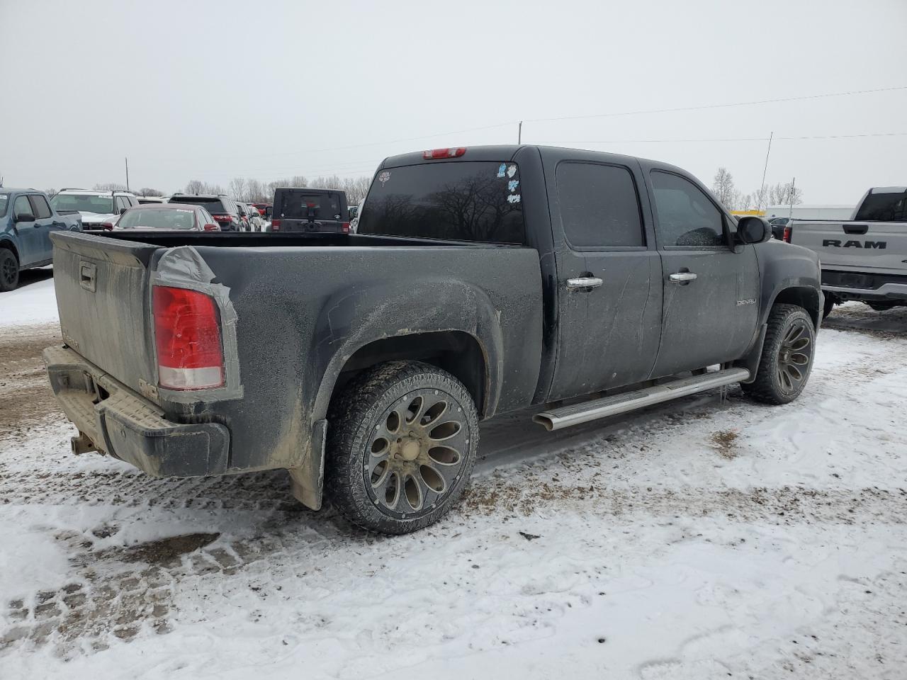 2011 GMC SIERRA K15 - Фото 3