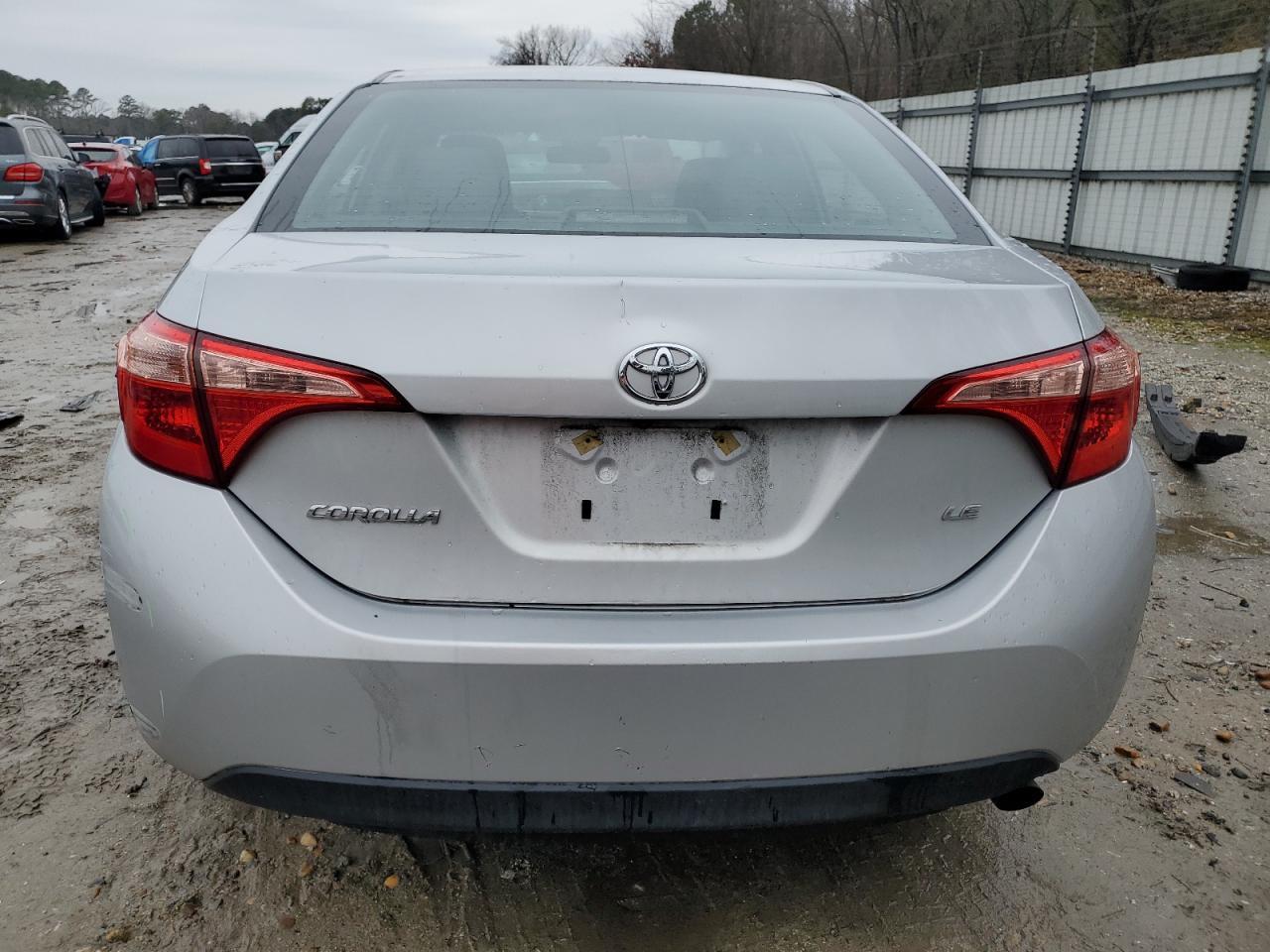 2018 TOYOTA COROLLA L - Image 6