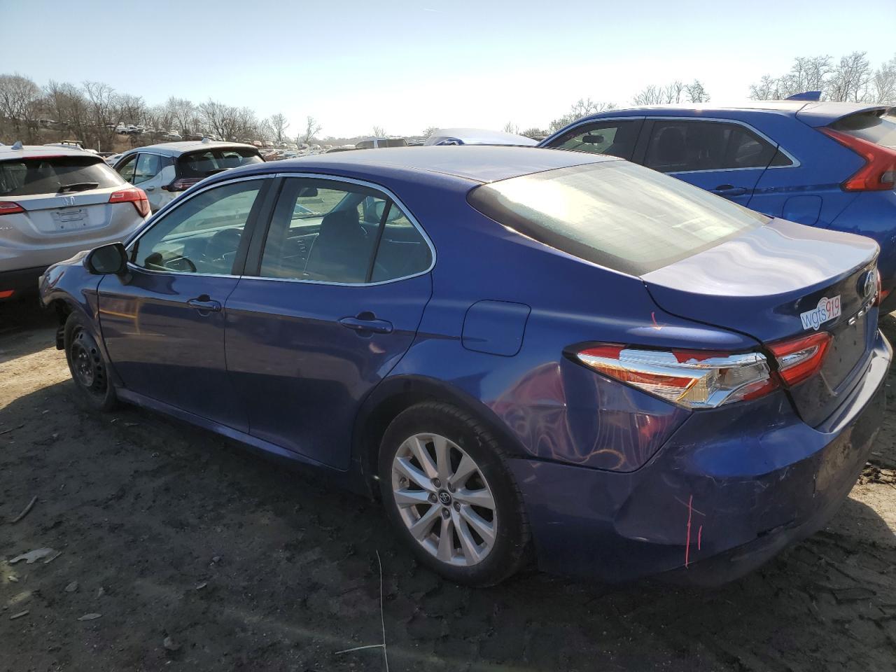 2018 TOYOTA CAMRY L - Фото 2