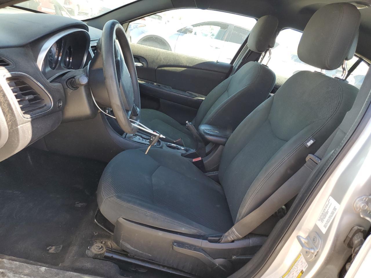 2012 CHRYSLER 200 LX - Image 7