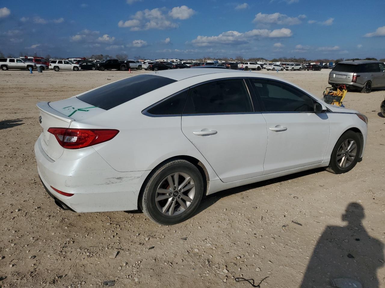 2017 HYUNDAI SONATA SE - Фото 3