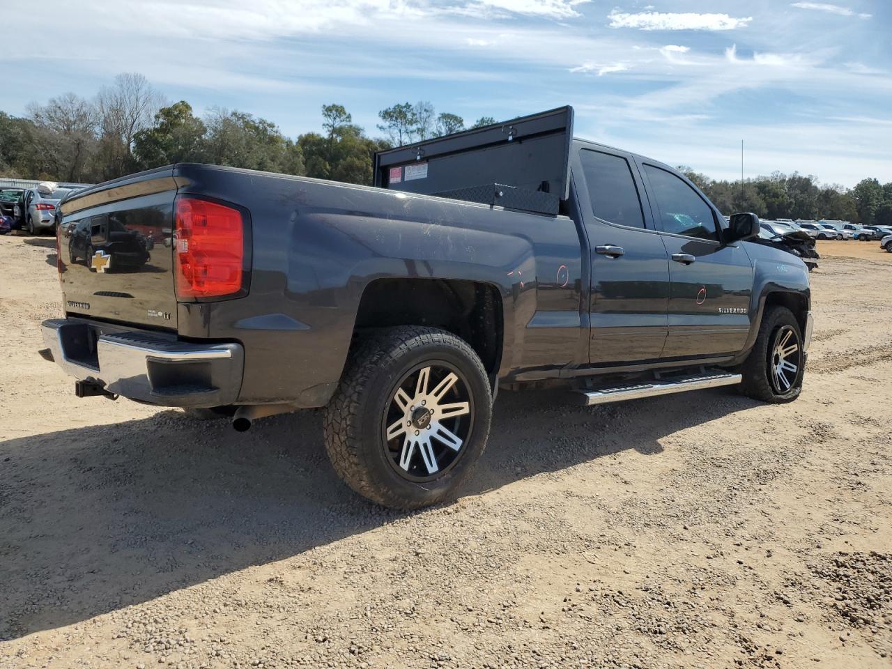 2016 CHEVROLET SILVERADO - Image 3