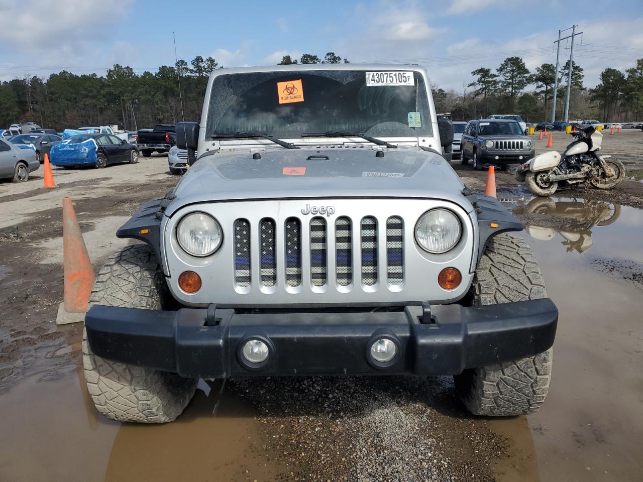 2012 JEEP WRANGLER U - Image 5