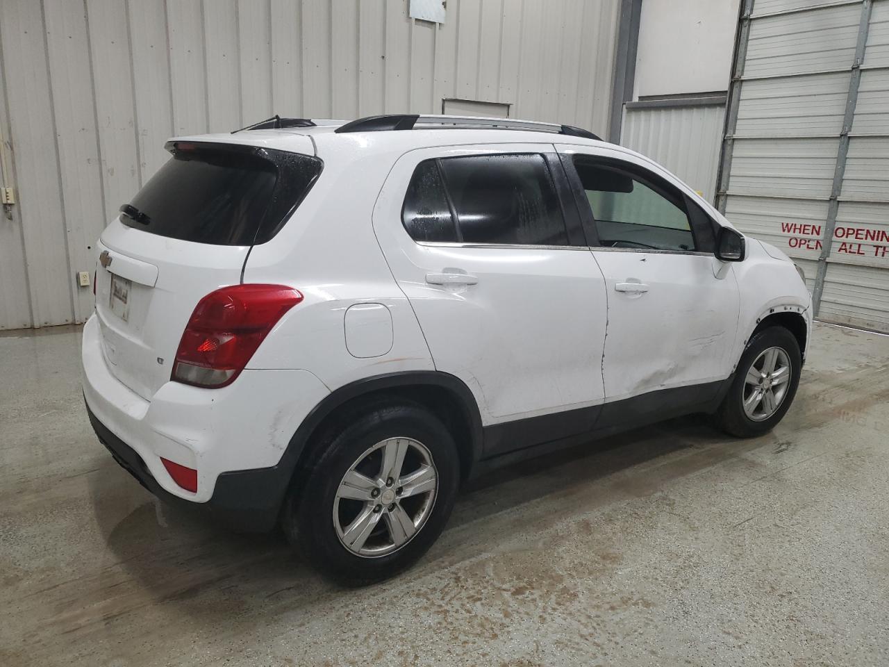 2019 CHEVROLET TRAX 1LT - Фото 3