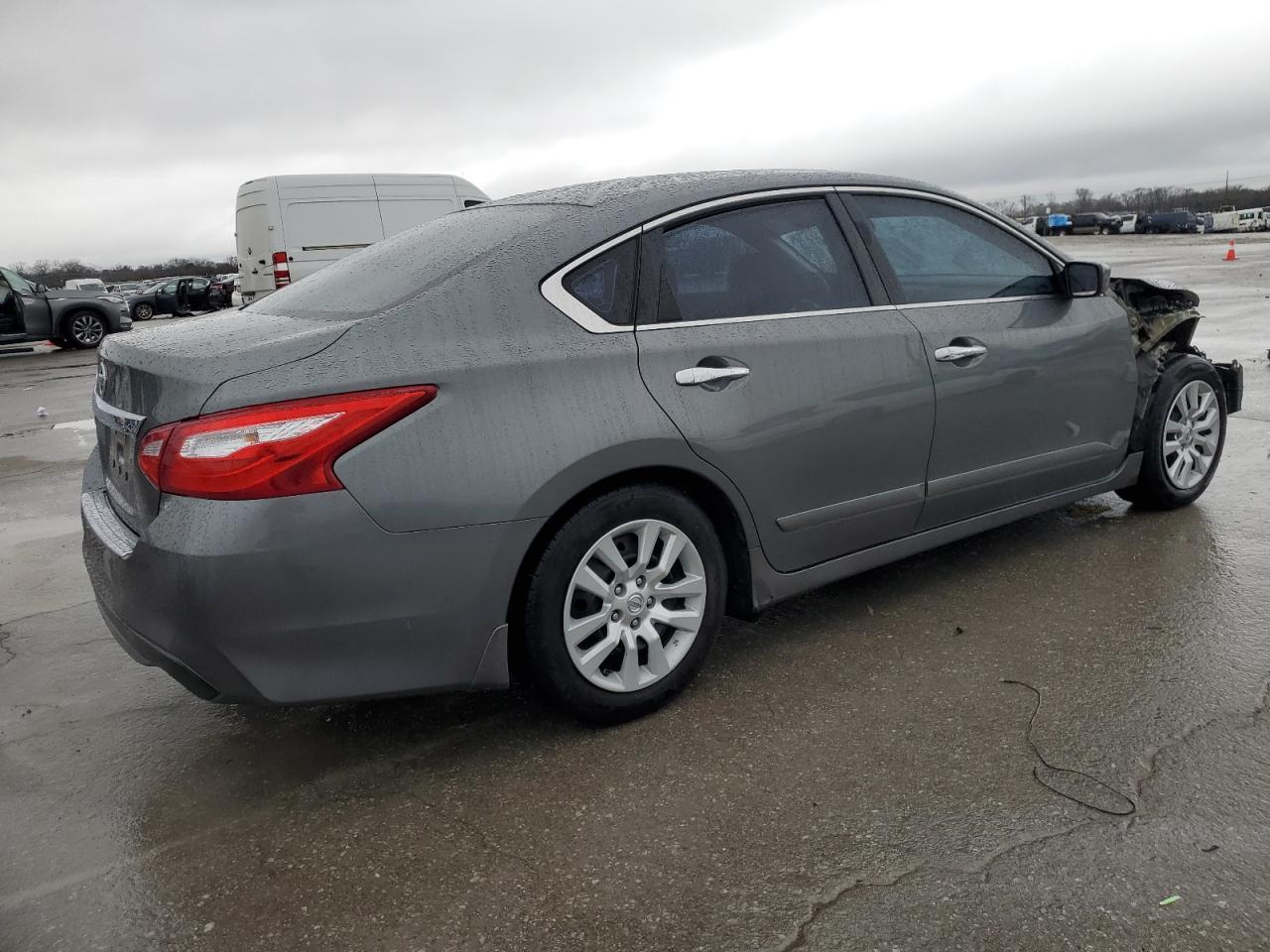 2017 NISSAN ALTIMA 2.5 - Фото 3