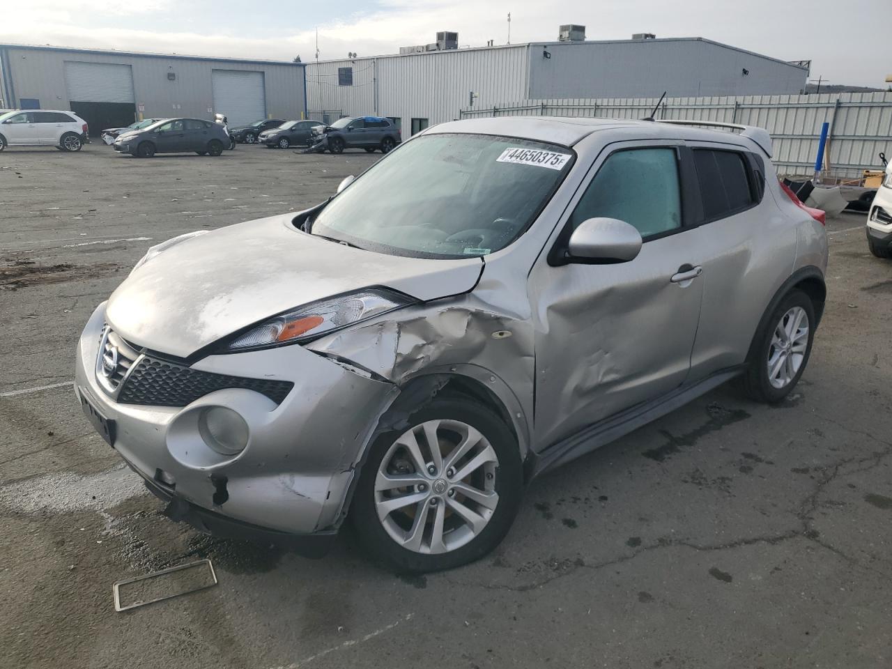 2011 NISSAN JUKE S