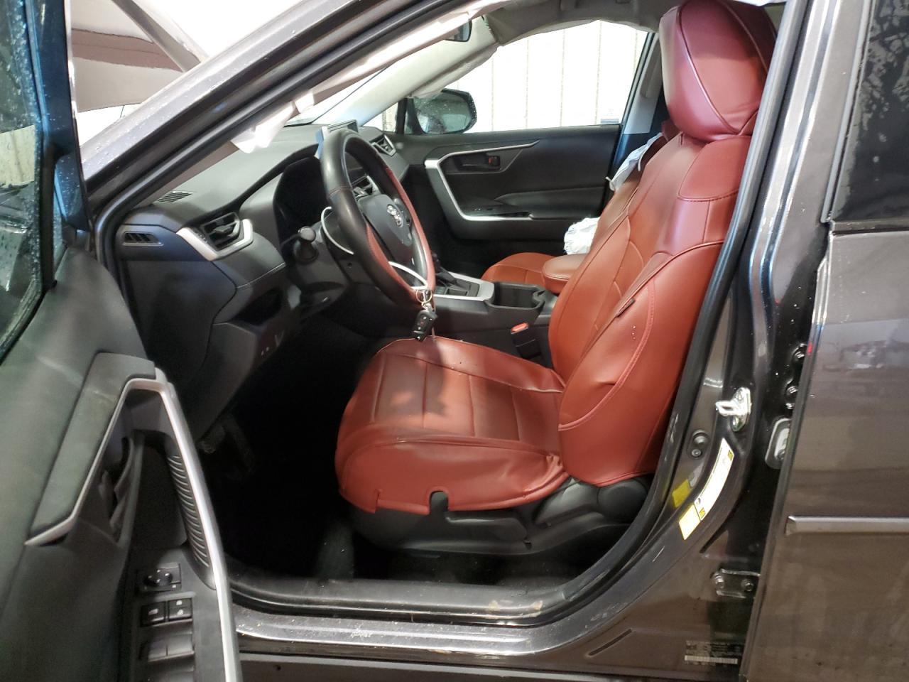 2023 TOYOTA RAV4 LE - Фото 7