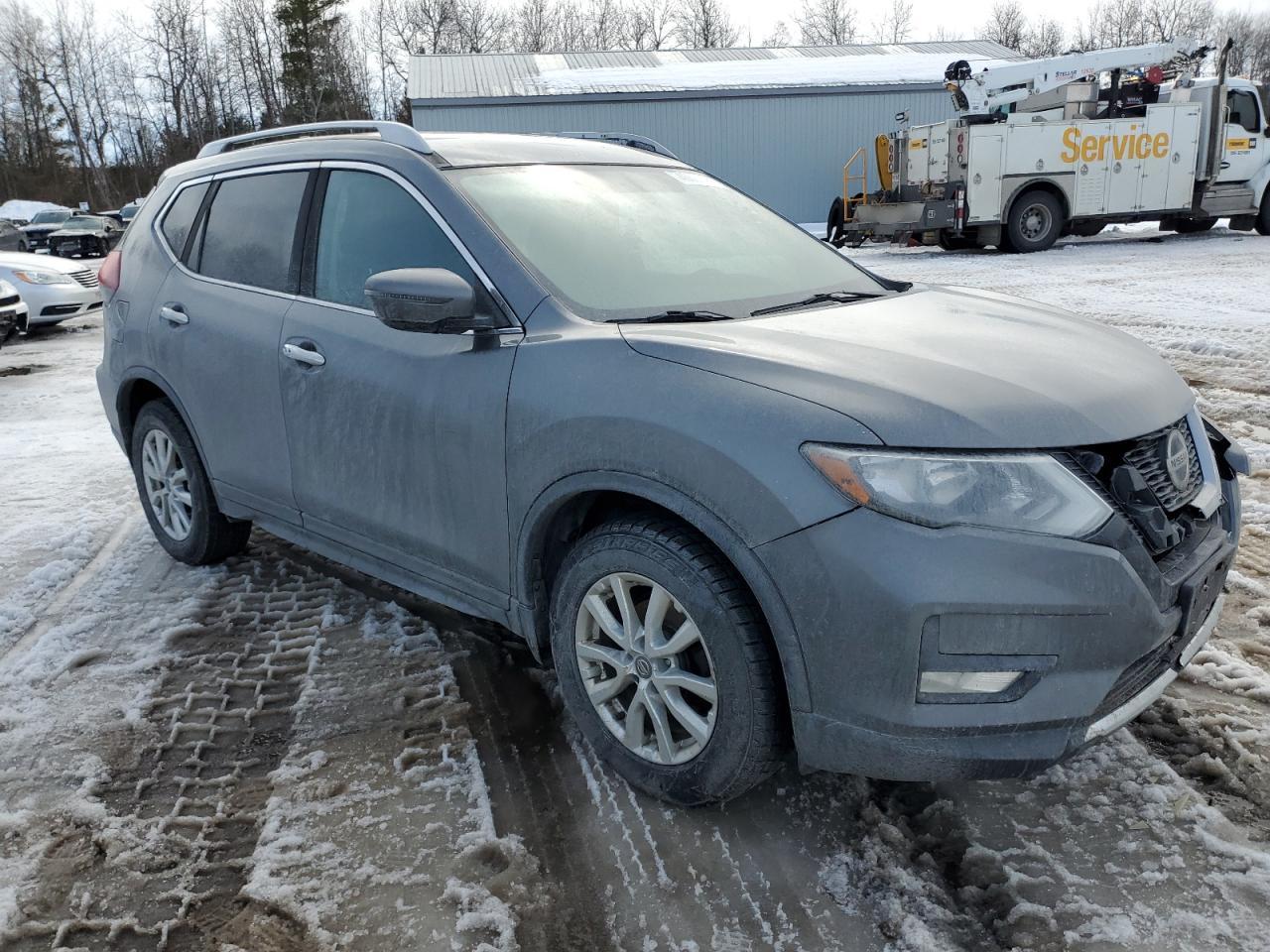 2018 NISSAN ROGUE S - Image 4