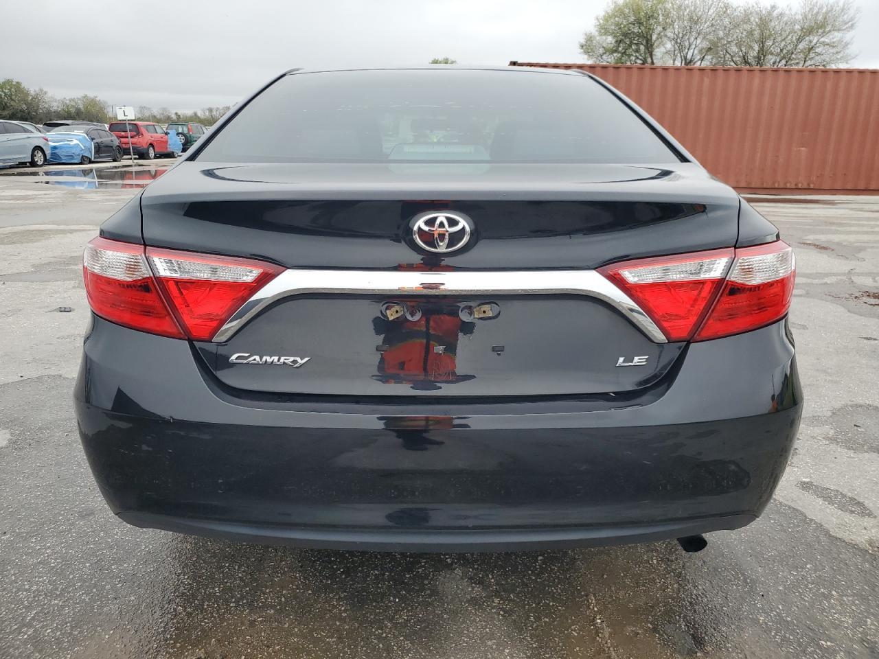2017 TOYOTA CAMRY LE - Фото 6