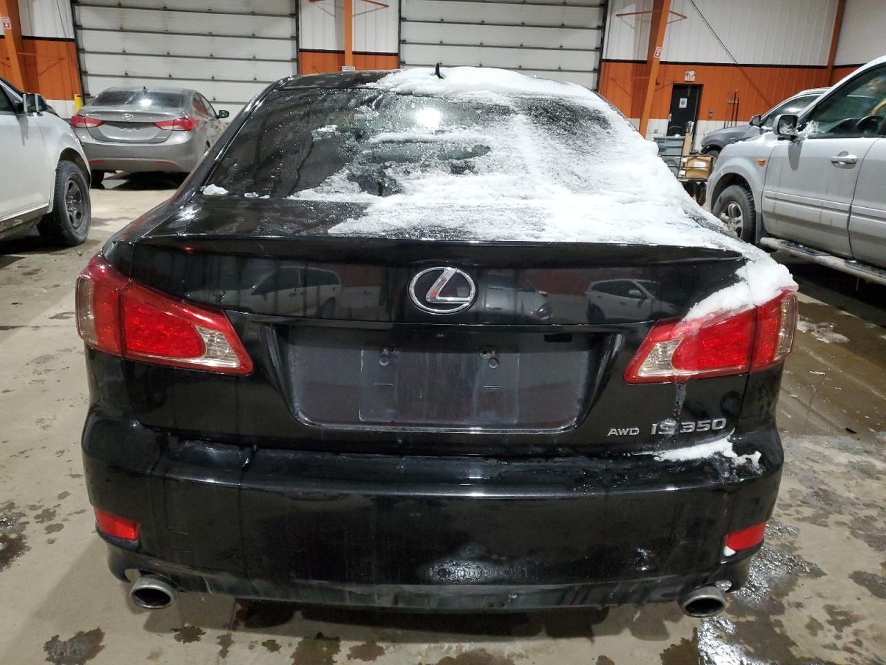2011 LEXUS IS 350 - Фото 6