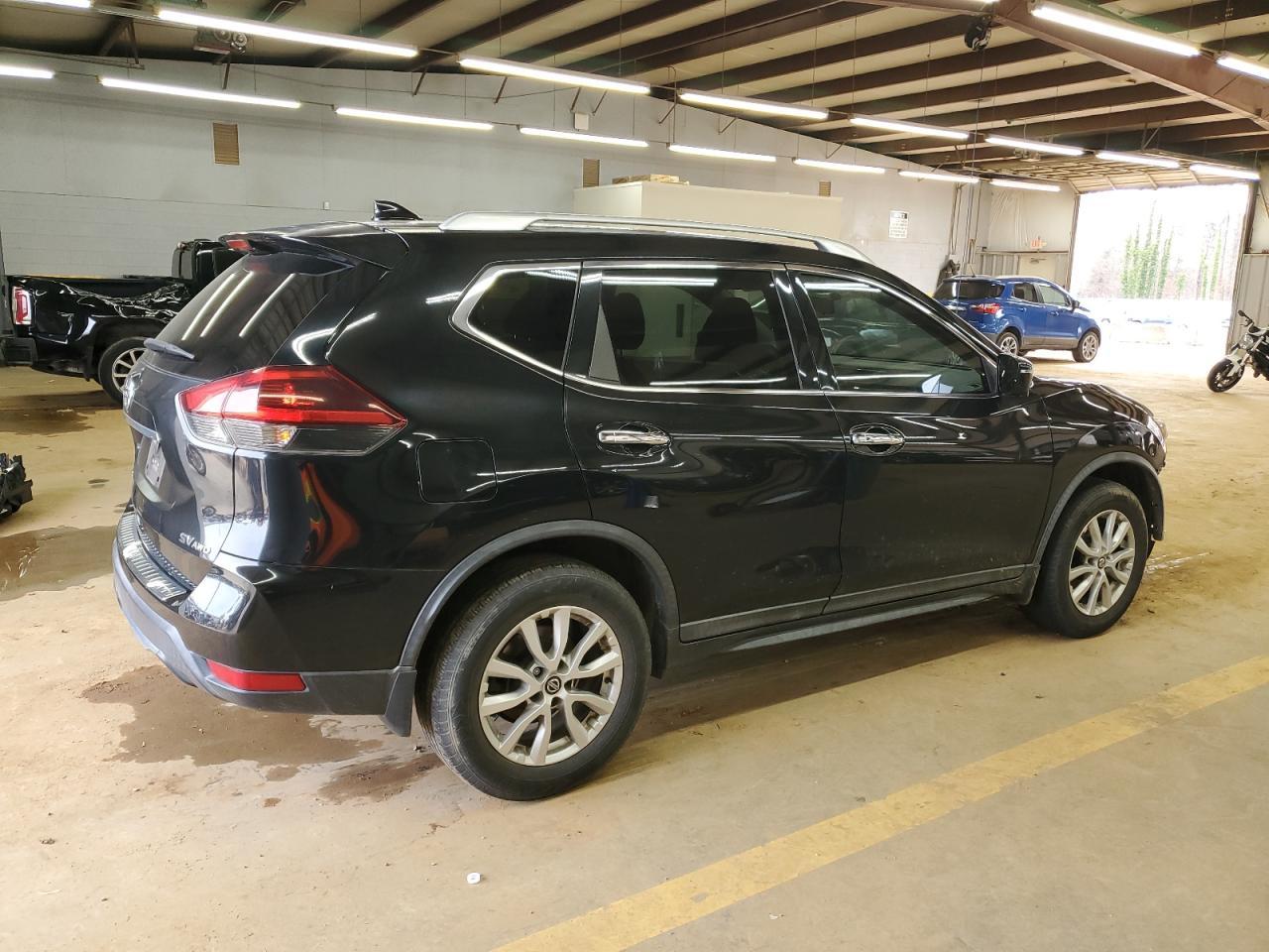 2018 NISSAN ROGUE S - Фото 3