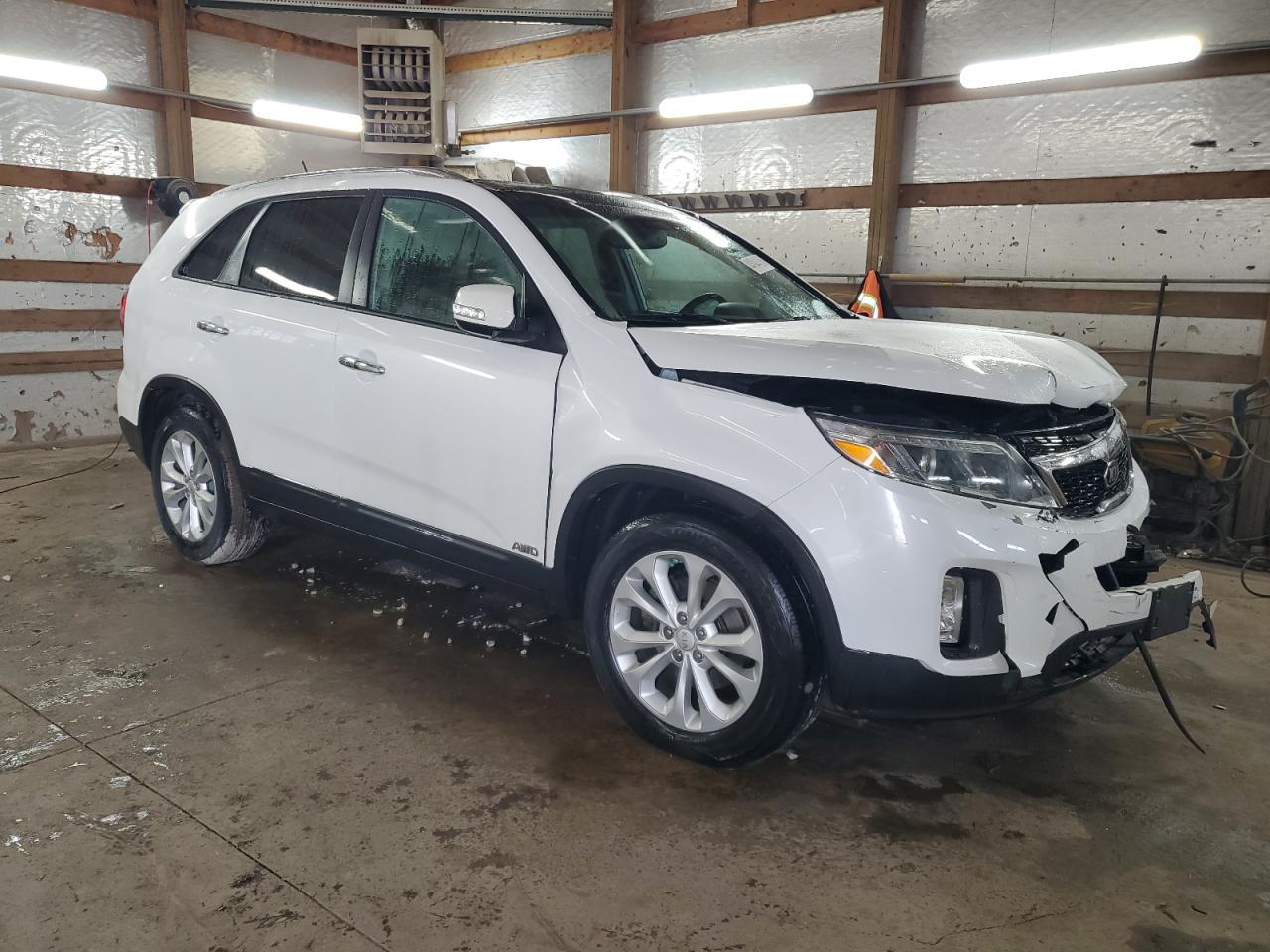 2015 KIA SORENTO EX - Image 4