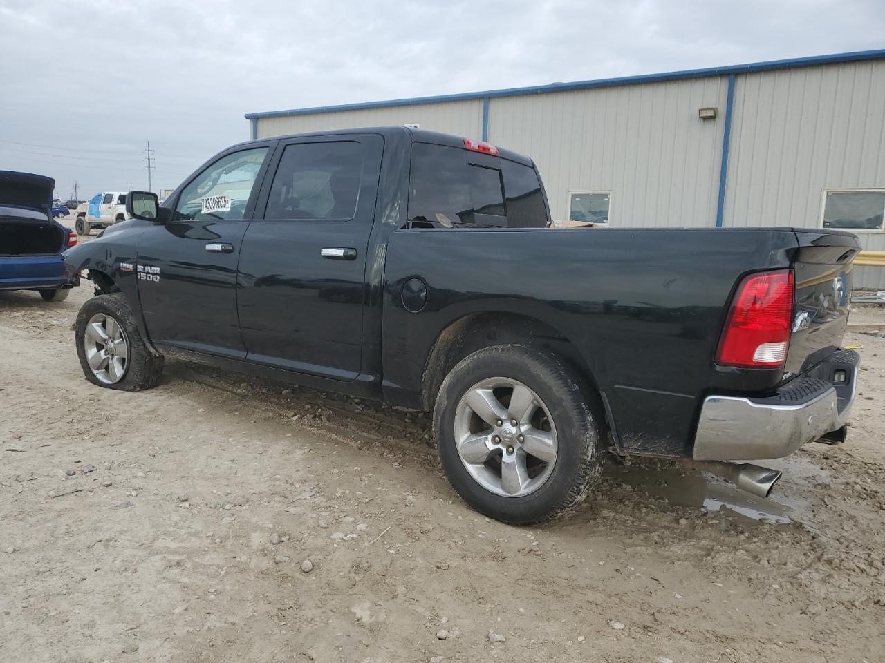 2017 RAM 1500 SLT - Image 2