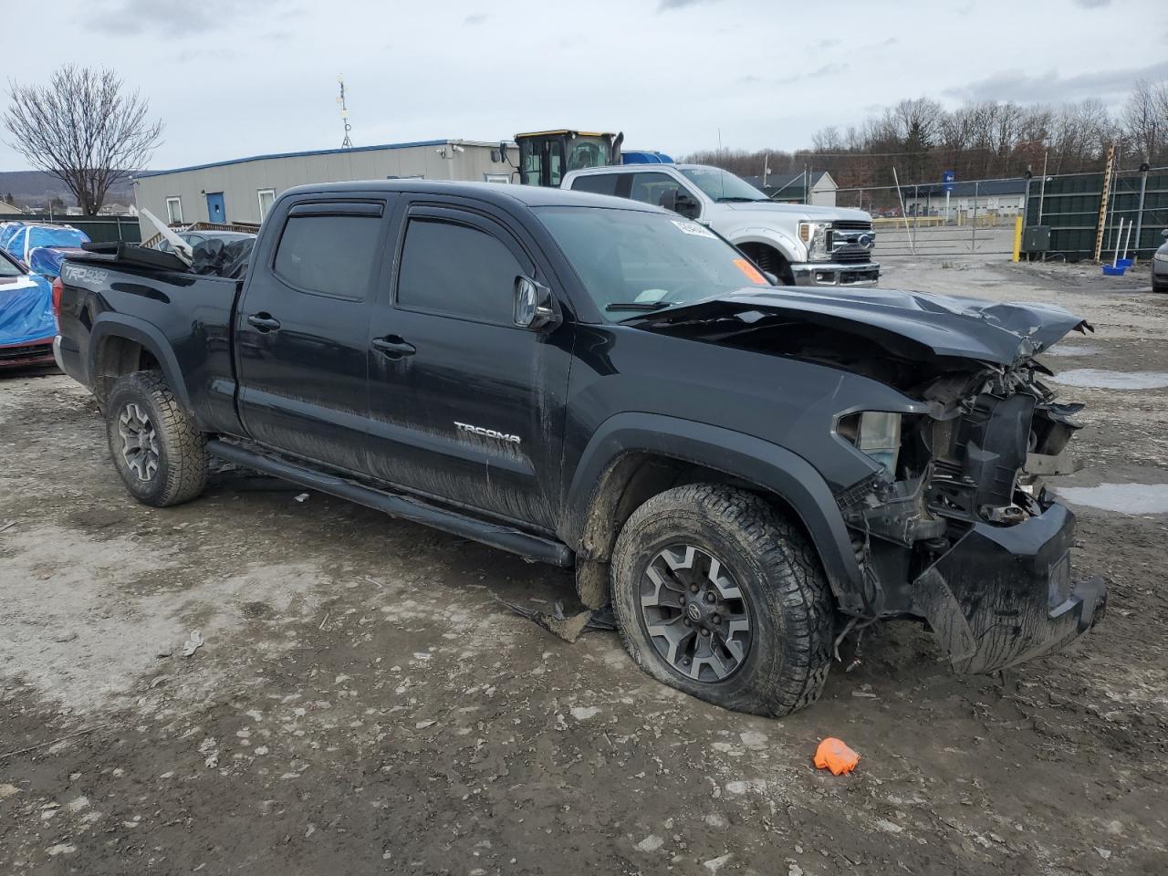2017 TOYOTA TACOMA DOU - Фото 4