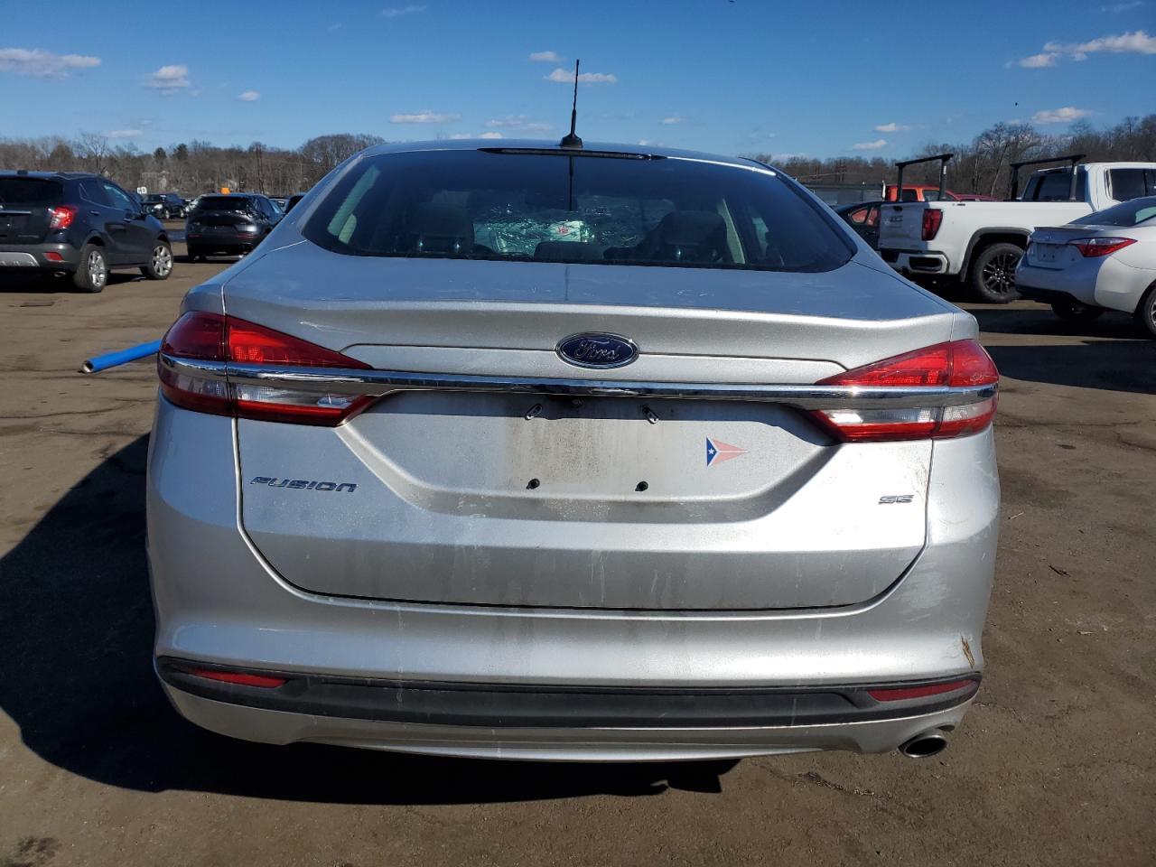 2017 FORD FUSION SE - Фото 6