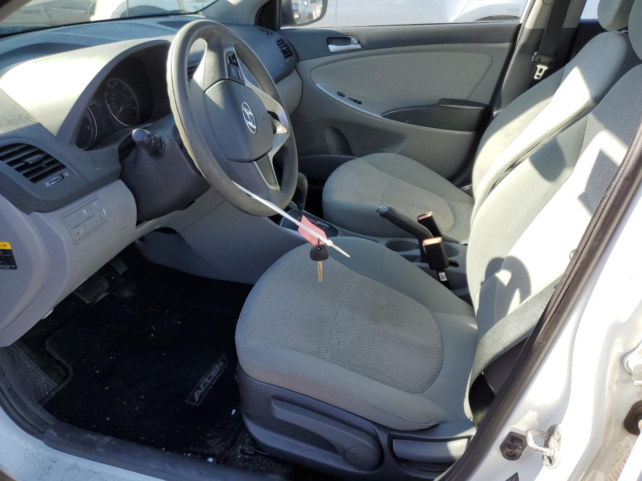 2014 HYUNDAI ACCENT GLS - Фото 7