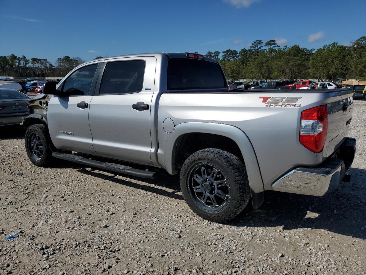 2015 TOYOTA TUNDRA CRE - Image 2