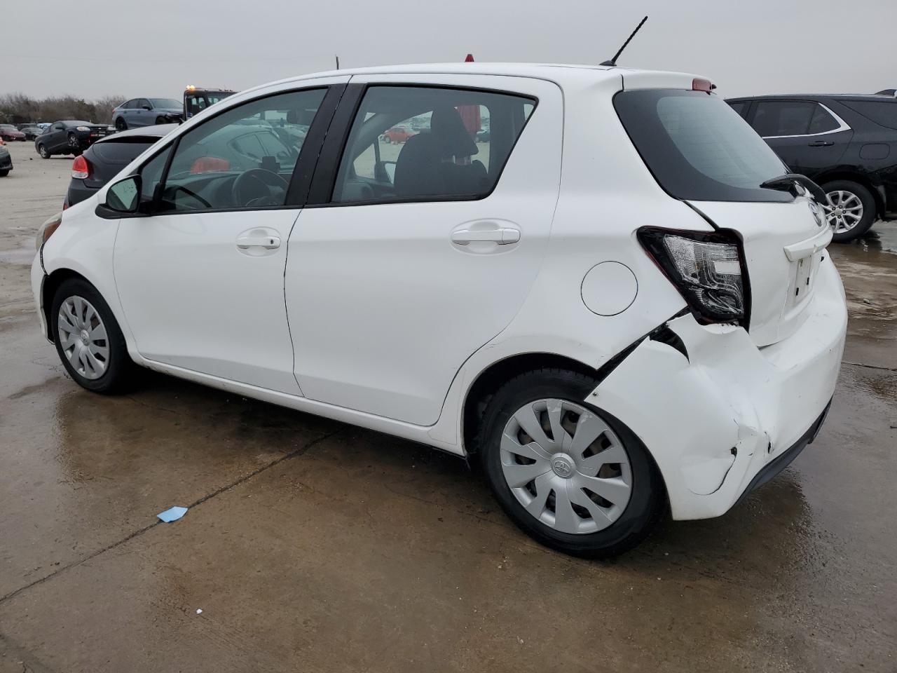 2016 TOYOTA YARIS L - Фото 2